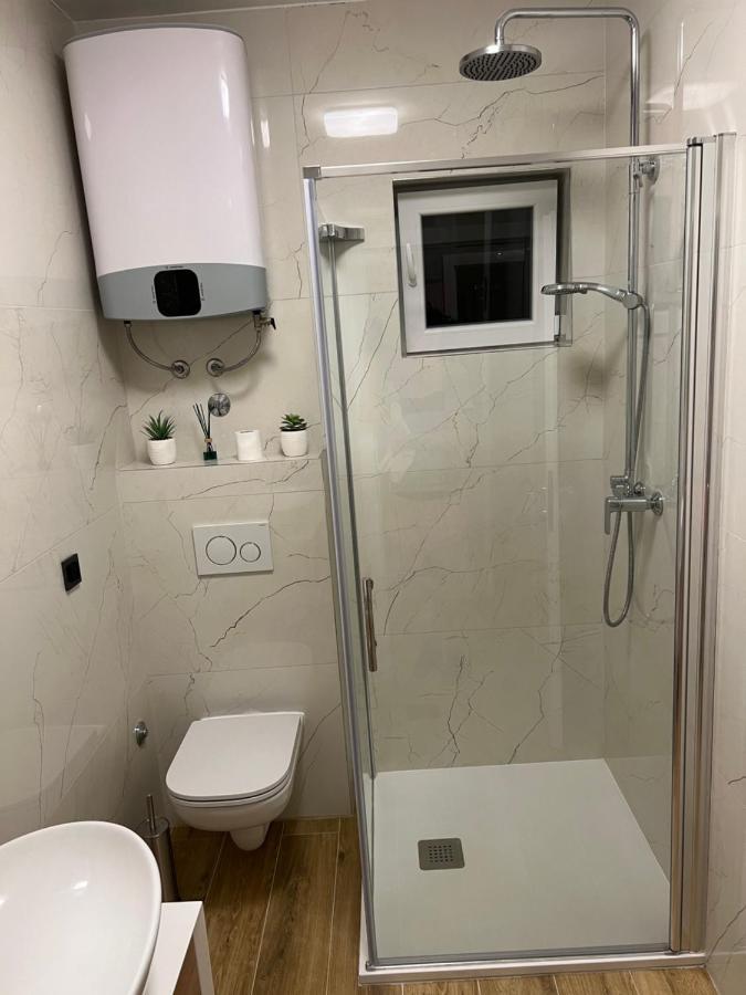 Apartman Oneum オミシュ エクステリア 写真